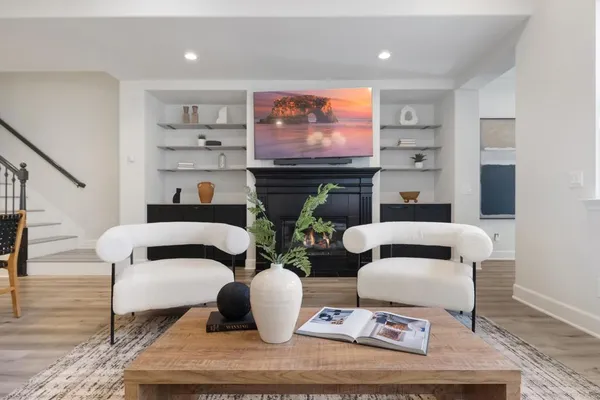 $1,995,000 | 2124 Historic Decatur Road, San Diego, CA 92106