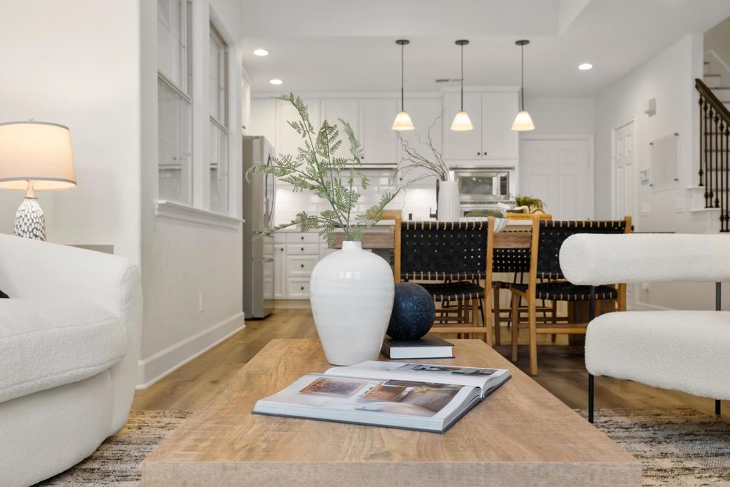 2124 Historic Decatur Road San Diego, CA 92106 - Photo 7 of 41