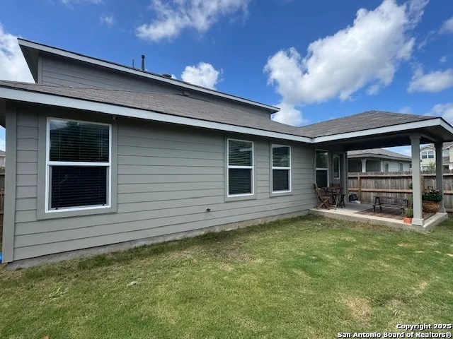 $2,250 | 222 Grey Woodpecker, San Antonio, TX 78253