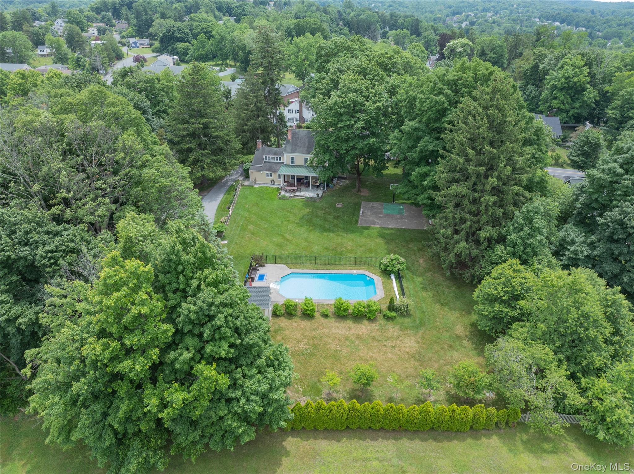 57 Galloway Road Warwick, NY 10990 - Photo 4 of 35