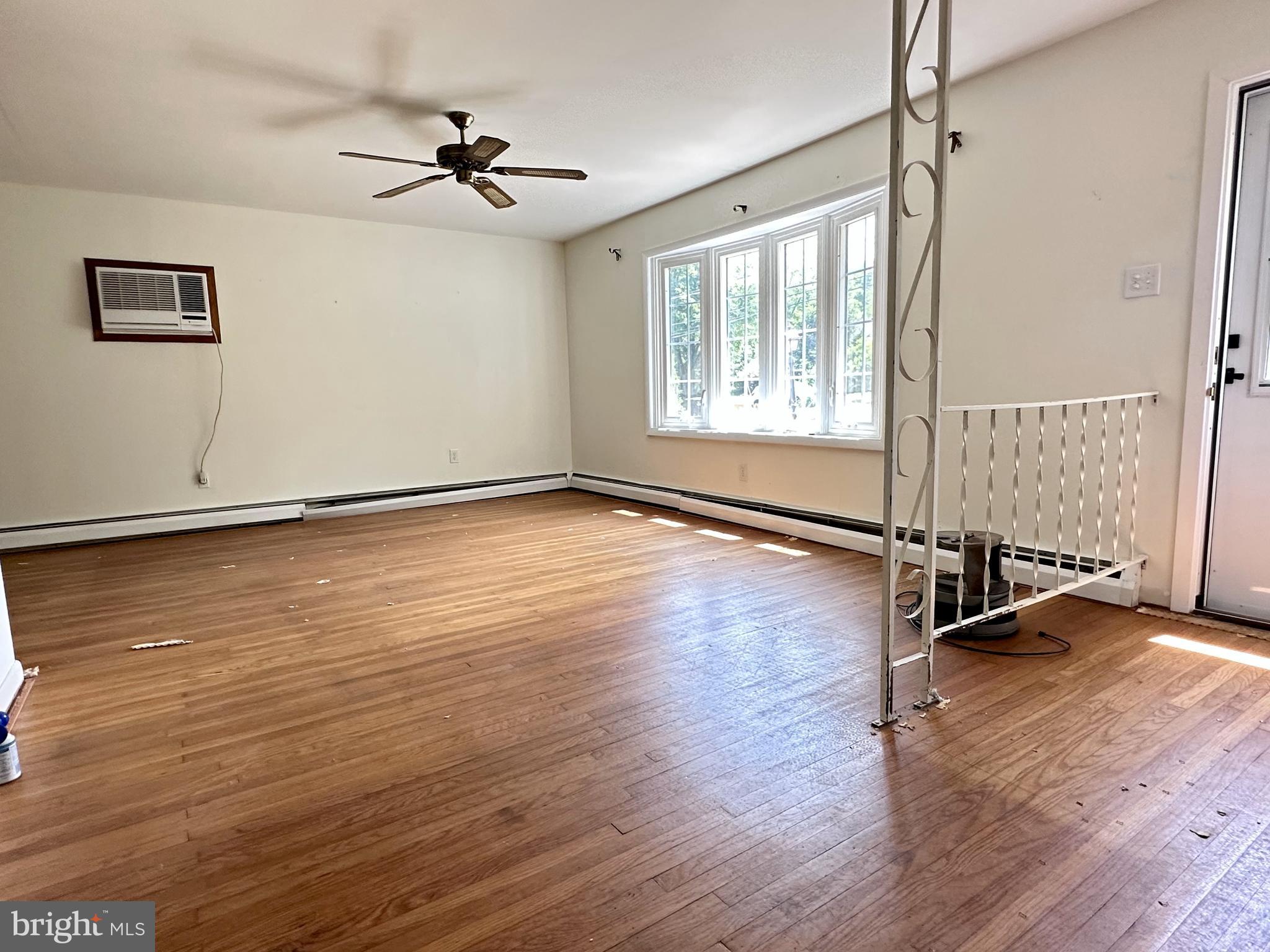 209 Coldstream Road Phoenixville, PA 19460 - Photo 4 of 22 Gallery Image 4