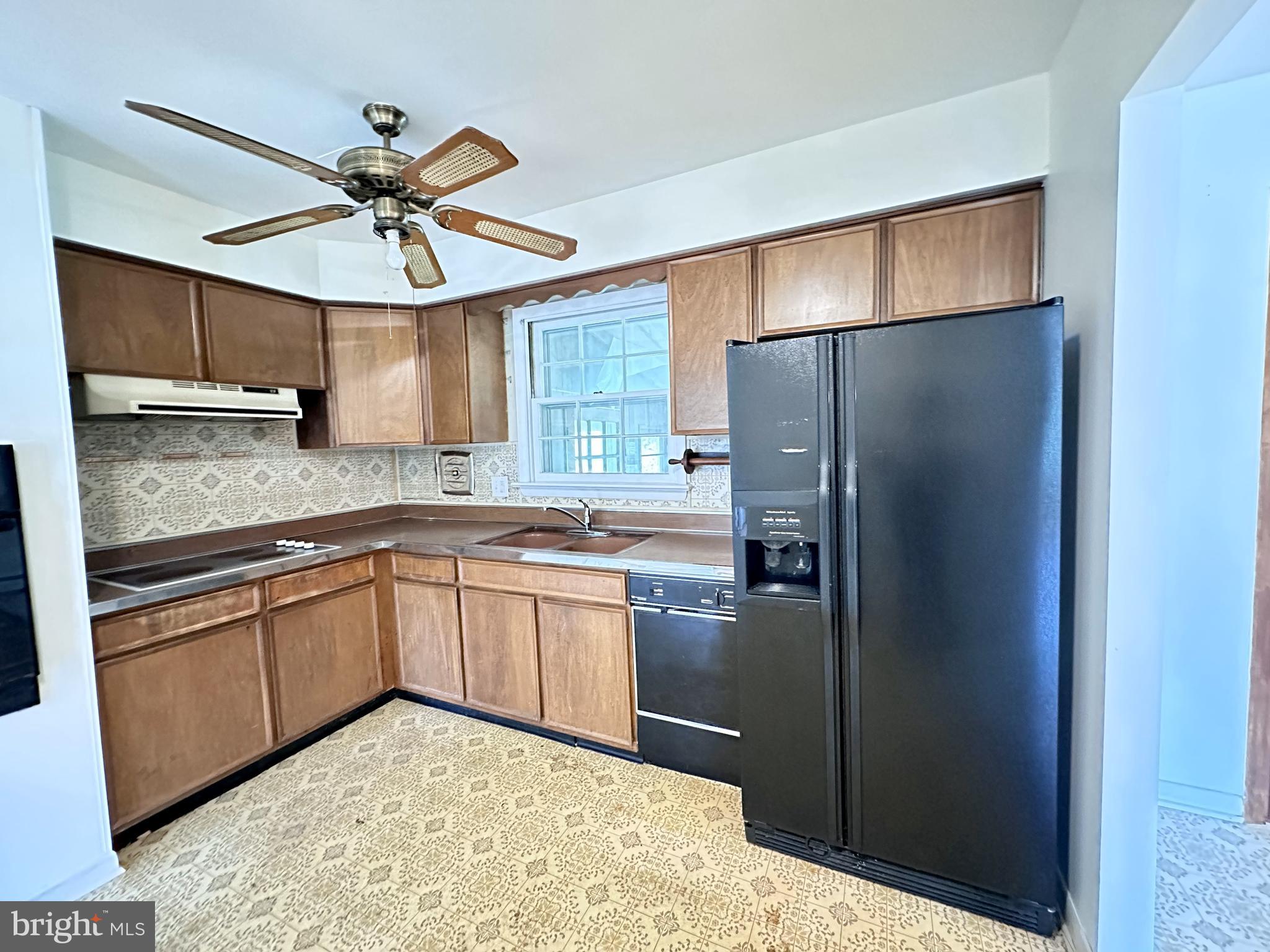 209 Coldstream Road Phoenixville, PA 19460 - Photo 5 of 22 Gallery Image 5