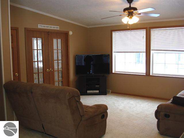 10346 East Remus Road Mount Pleasant, MI 48858 - Photo 4 of 33 1744028-3.JPG