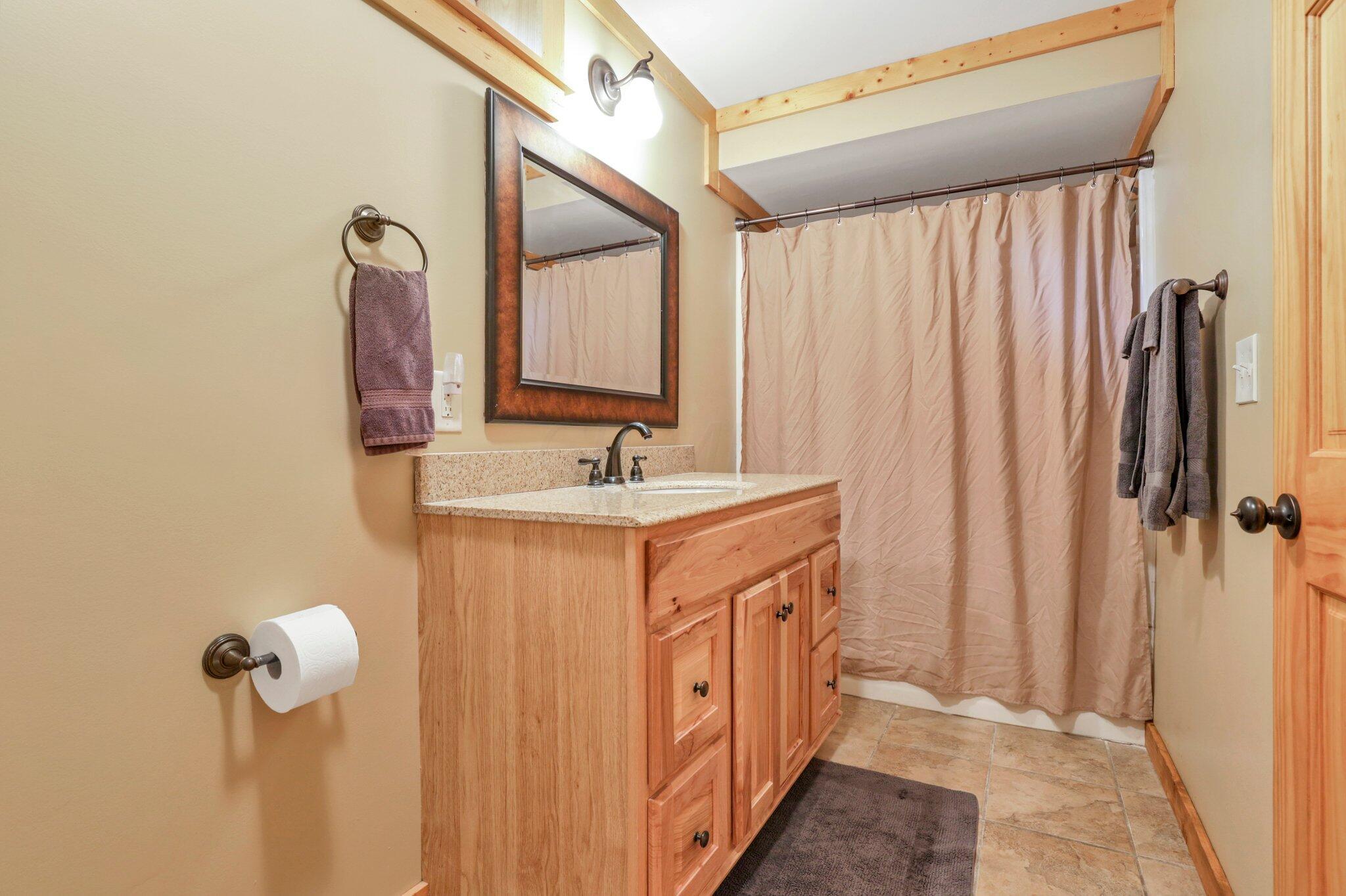 21234 Clay Lick Road Logan, OH 43138 - Photo 33 of 53 48-web-or-mls-IMG_7638