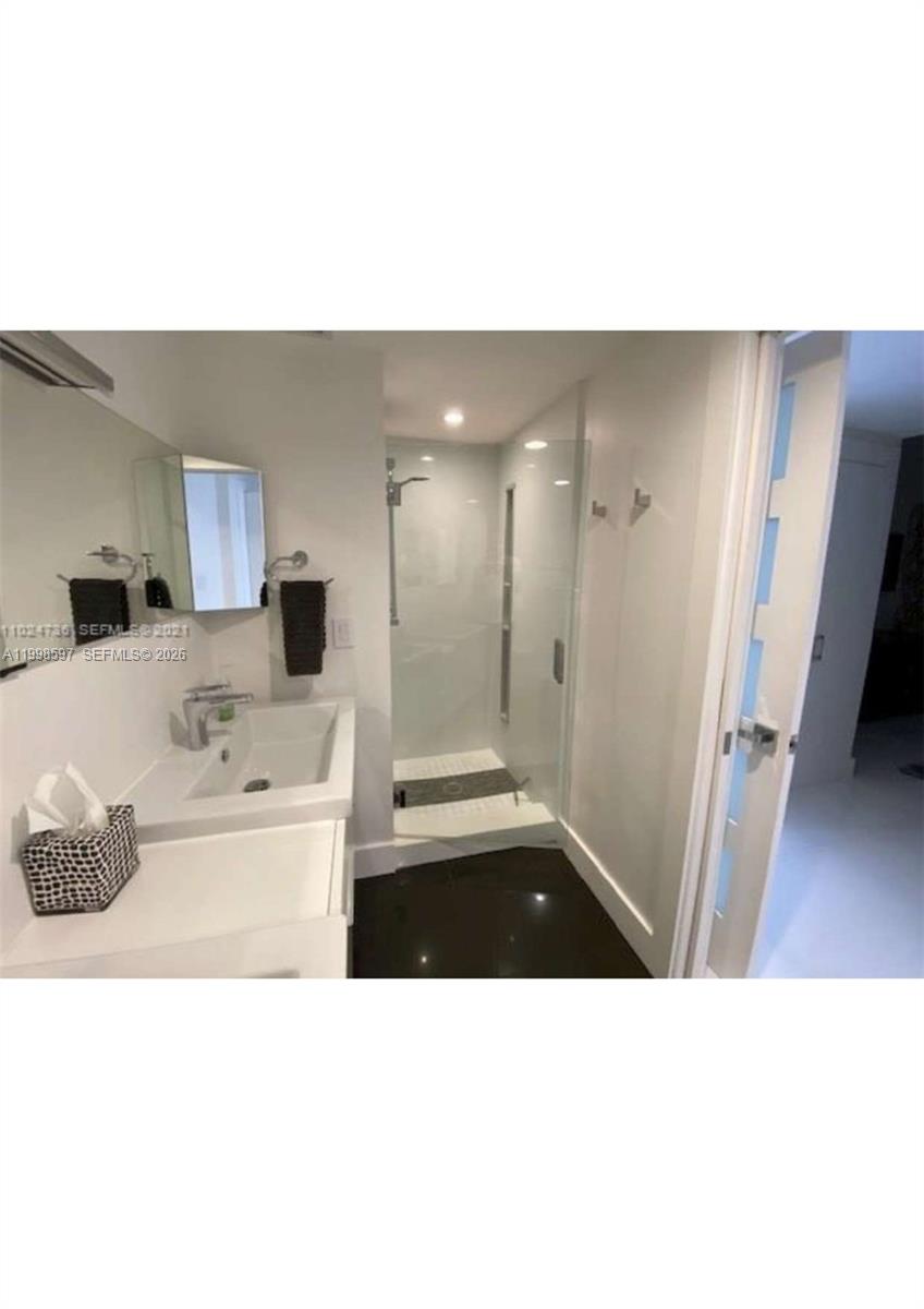17050 North Bay Road, Unit 605 Sunny Isles Beach, FL 33160 - Photo 11 of 14