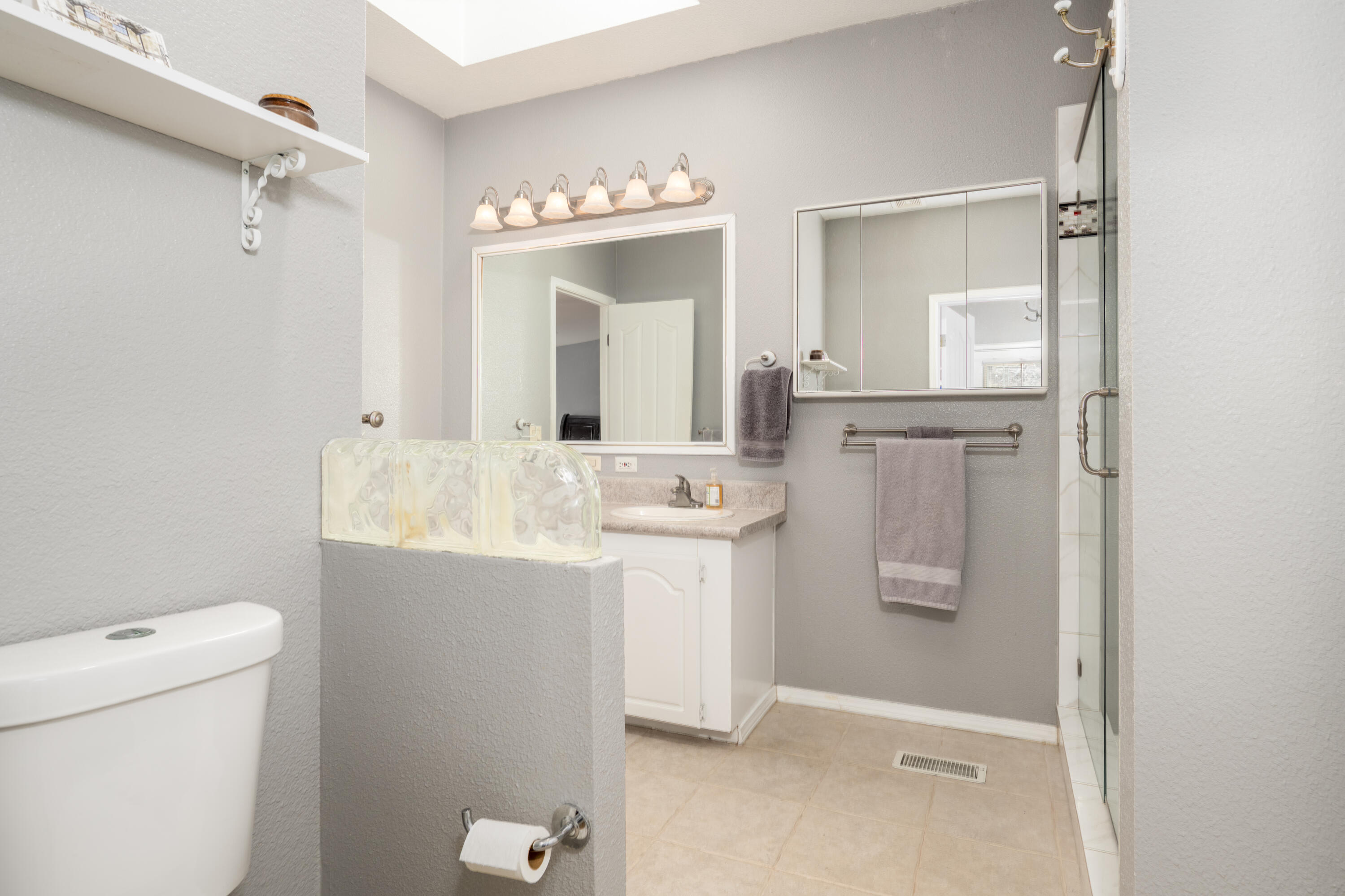 3955 South Stage Road, Unit 93 Medford, OR 97501 - Photo 14 of 42