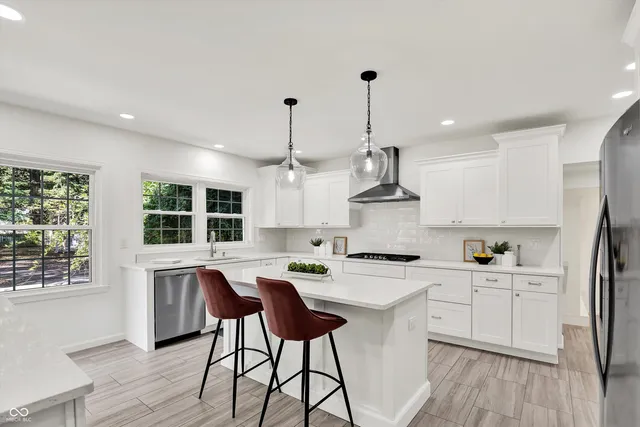 $749,000 | 8020 North Meridian Street, Indianapolis, IN 46260