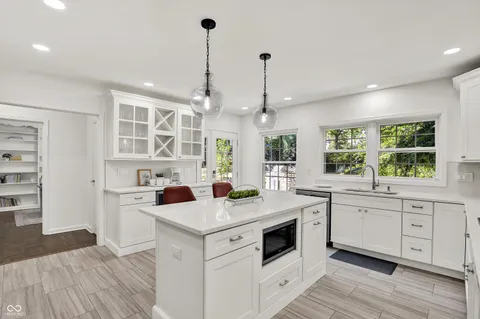 $749,000 | 8020 North Meridian Street, Indianapolis, IN 46260