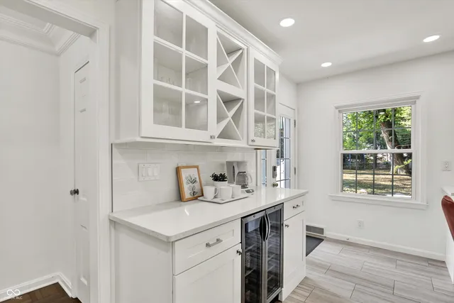 $749,000 | 8020 North Meridian Street, Indianapolis, IN 46260