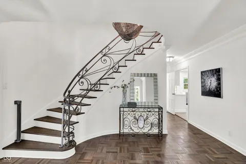 $749,000 | 8020 North Meridian Street, Indianapolis, IN 46260