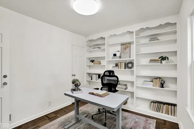 $749,000 | 8020 North Meridian Street, Indianapolis, IN 46260