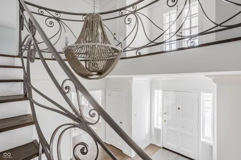 $749,000 | 8020 North Meridian Street, Indianapolis, IN 46260