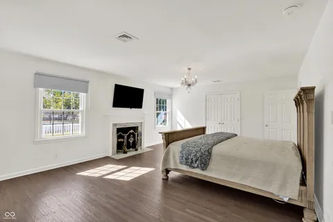 $749,000 | 8020 North Meridian Street, Indianapolis, IN 46260