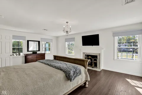 $749,000 | 8020 North Meridian Street, Indianapolis, IN 46260