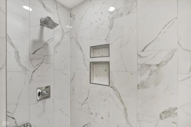 $749,000 | 8020 North Meridian Street, Indianapolis, IN 46260