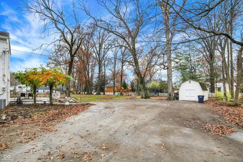 $749,000 | 8020 North Meridian Street, Indianapolis, IN 46260