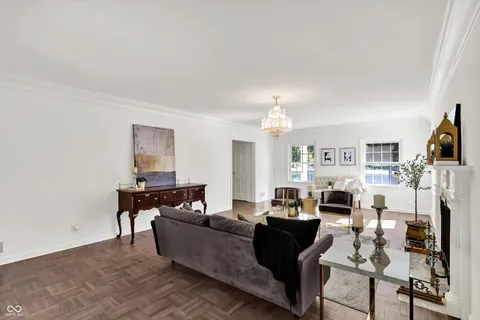 $749,000 | 8020 North Meridian Street, Indianapolis, IN 46260