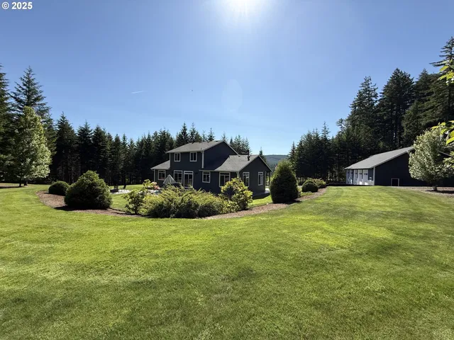 $1,249,000 | 94703 Johnson Road, Marcola, OR 97454