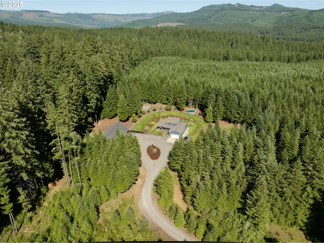 $1,249,000 | 94703 Johnson Road, Marcola, OR 97454