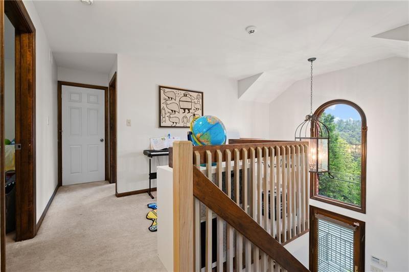 2734 Fernwald Road Pittsburgh, PA 15217 - Photo 12 of 22 Gallery Image 12