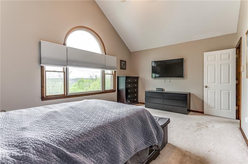 2734 Fernwald Road Pittsburgh, PA 15217 - Photo 14 of 22 Gallery Image 14