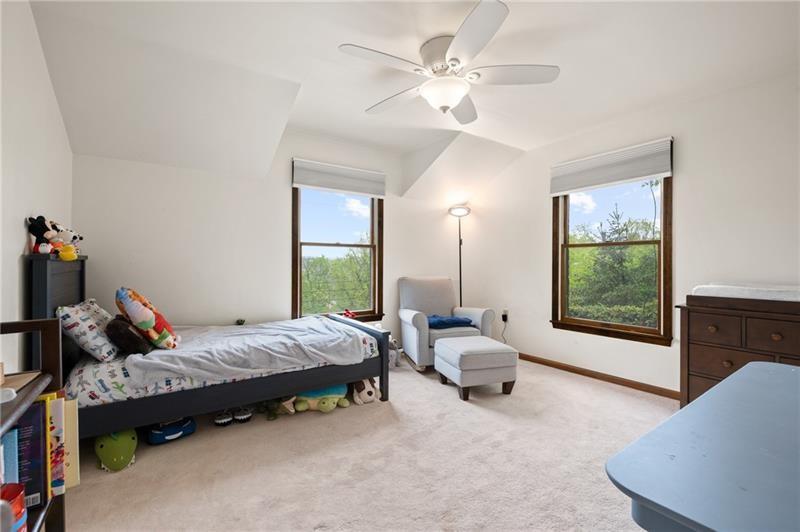 2734 Fernwald Road Pittsburgh, PA 15217 - Photo 17 of 22 Gallery Image 17