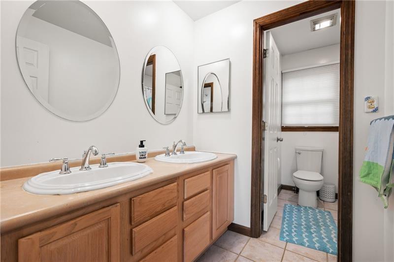 2734 Fernwald Road Pittsburgh, PA 15217 - Photo 18 of 22 Gallery Image 18