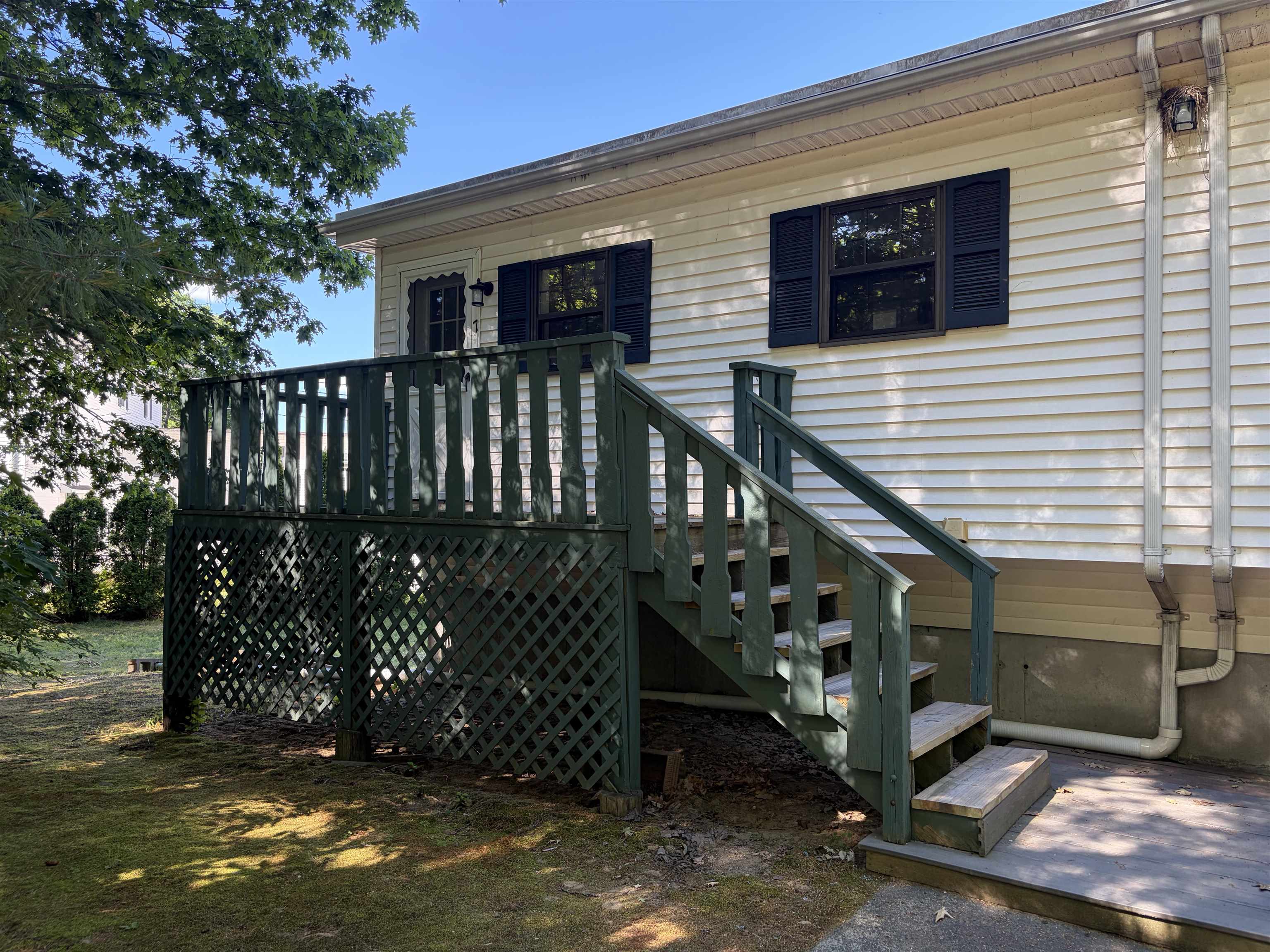 56 Westville Road, Unit 7 Plaistow, NH 03865 - Photo 1 of 20
