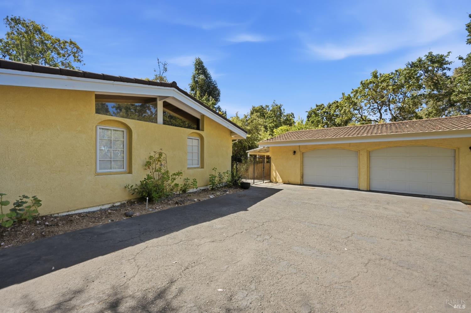 5565 Highway 12 Santa Rosa, CA 95409 - Photo 3 of 49
