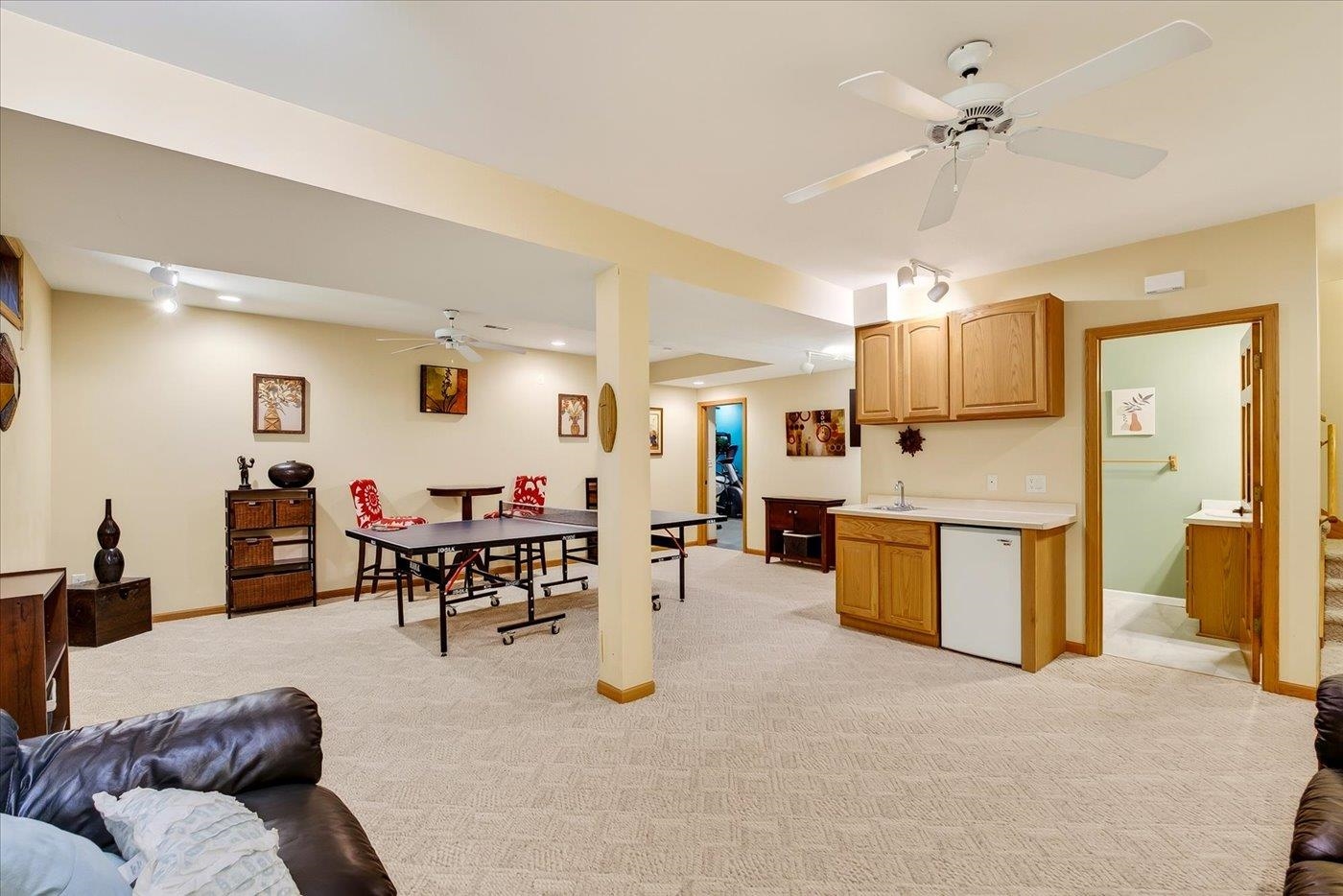 827 Ridge View Lane Oregon, WI 53575 - Photo 36 of 50 Gallery Image 36