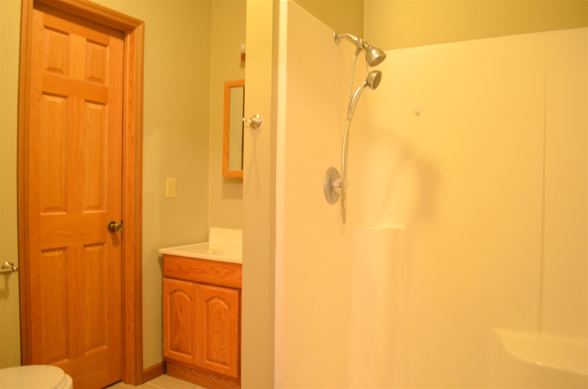 4250 East River Road Bluffton, IN 46714 - Photo 22 of 36 Gallery Image 22