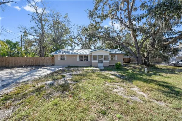 $250,000 | 205 2nd Avenue Southeast, Ruskin, FL 33570