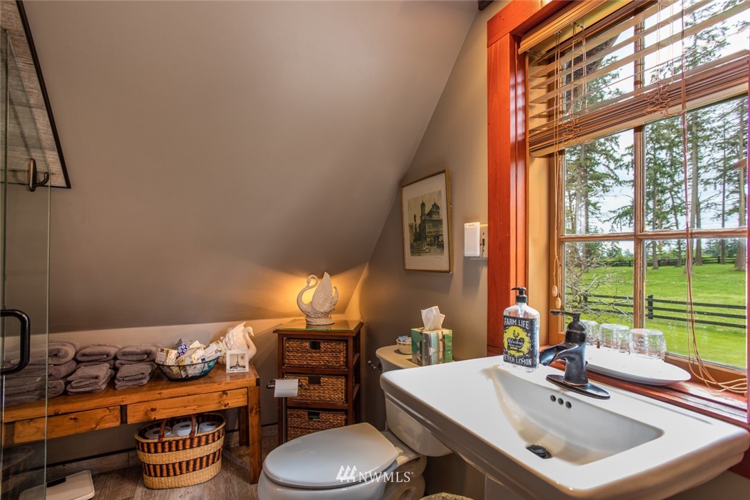 6099 State Rte 20 Anacortes, WA 98221 - Photo 21 of 39