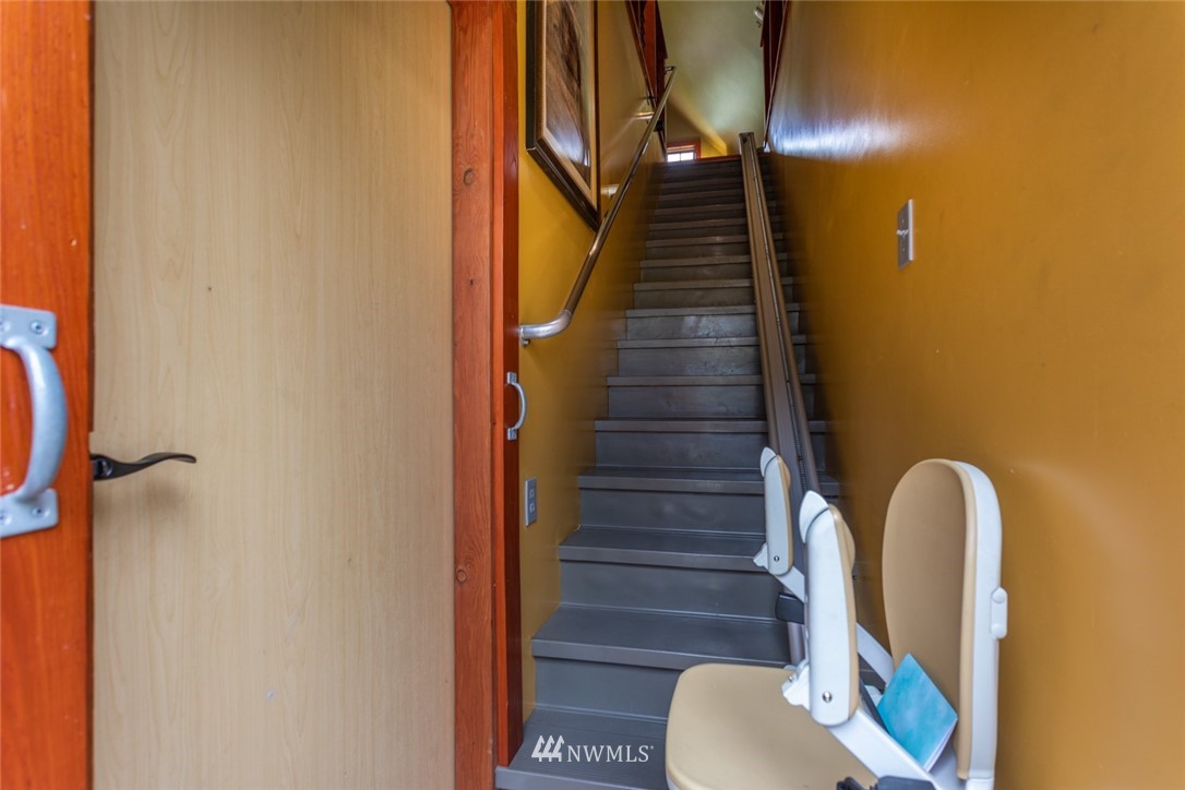 6099 State Rte 20 Anacortes, WA 98221 - Photo 22 of 39