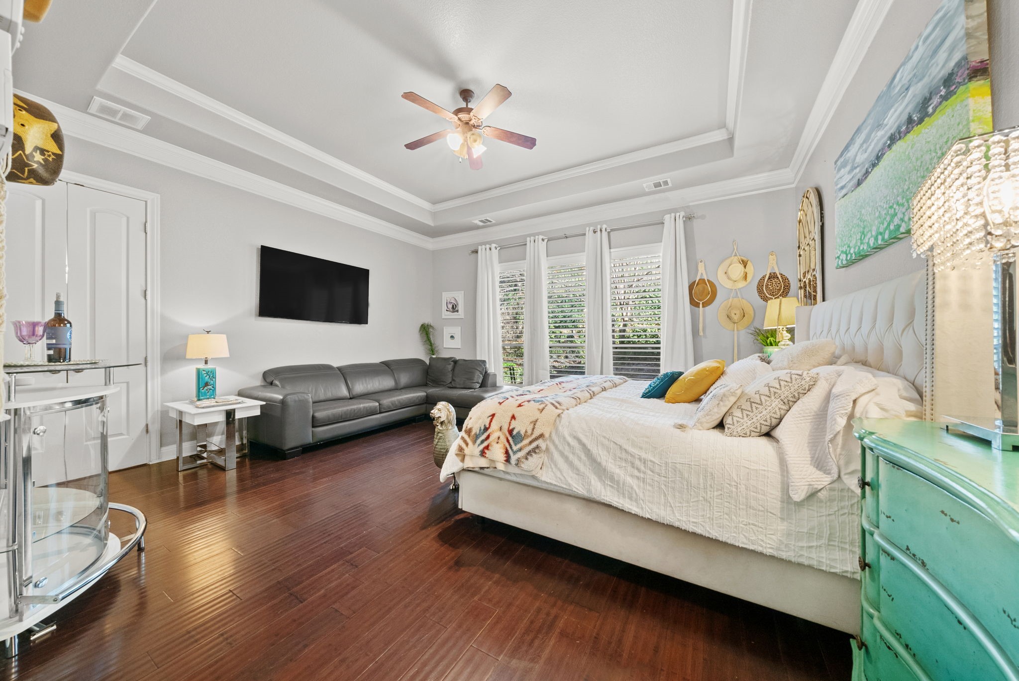 122 Sebastians Run Austin, TX 78738 - Photo 20 of 39 Huge primary bedroom