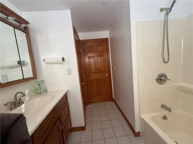 $499,900 | 53 Whipple Avenue, Barrington, RI 02806