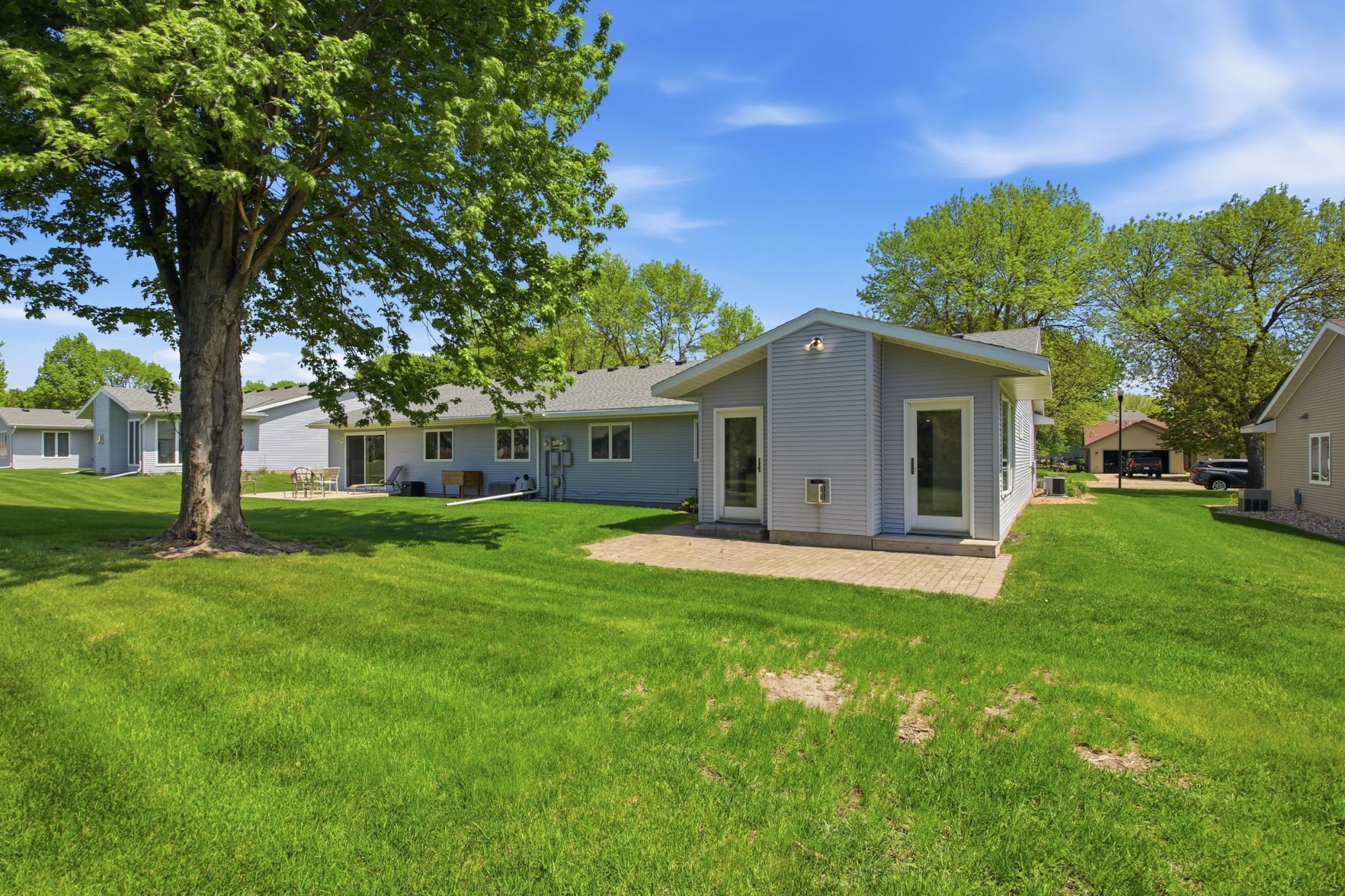 2510 9th Street Southwest Willmar, MN 56201 - Photo 3 of 26