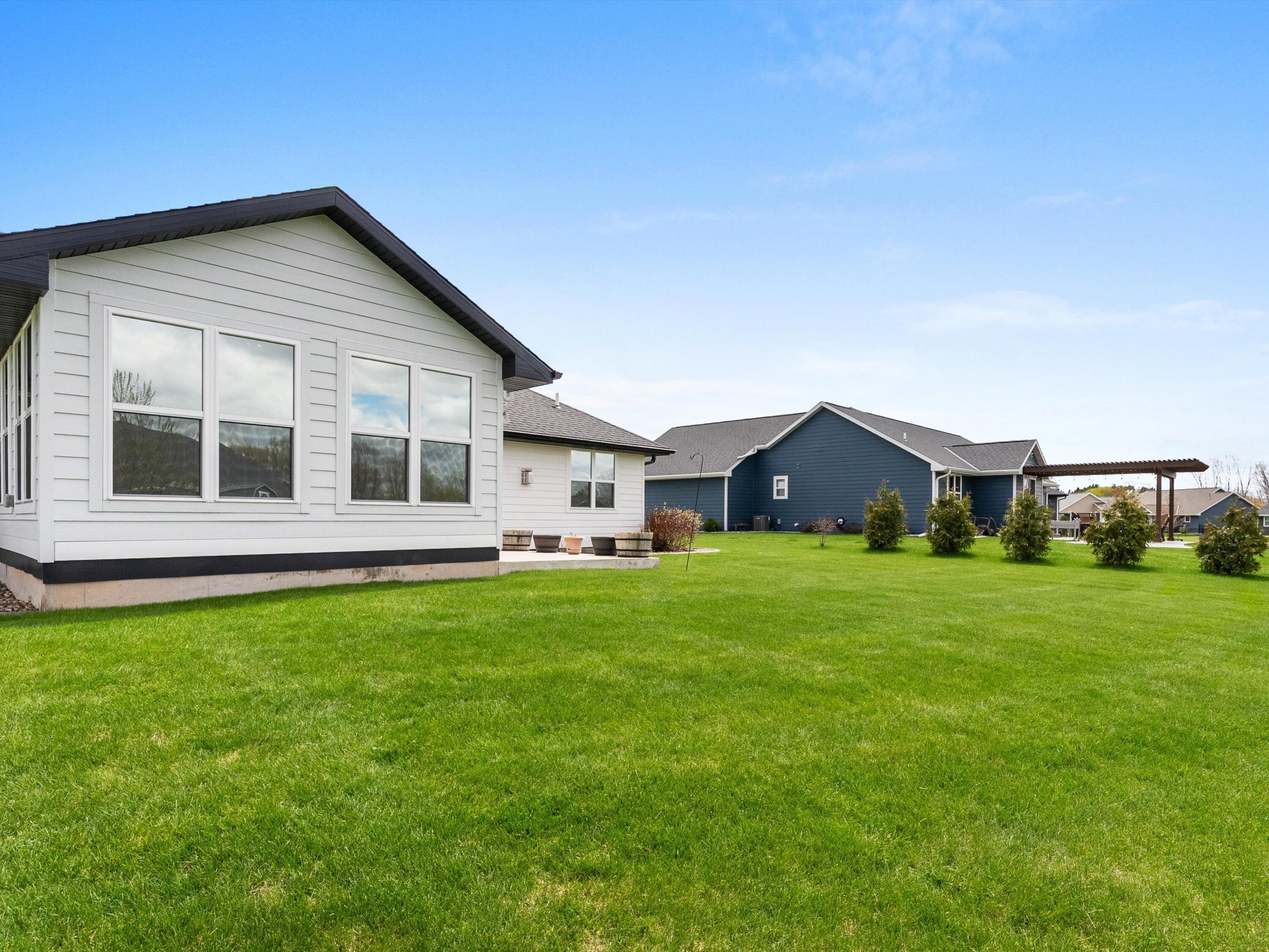 1625 Drusillas Way Howard, WI 54313 - Photo 40 of 51 06-003_2755681_01366