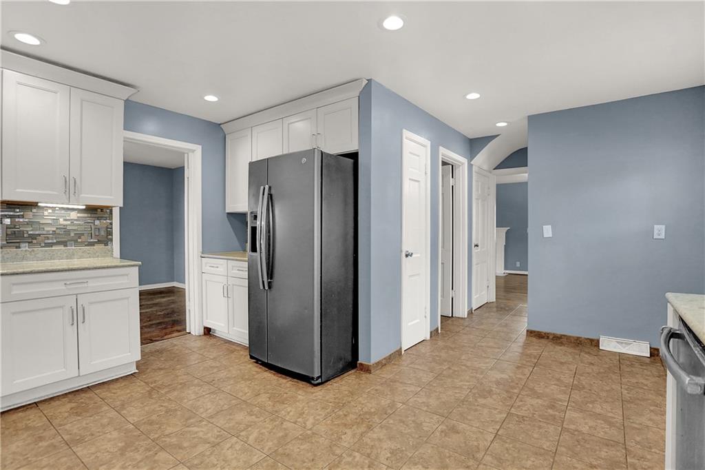 4040 Roland Road Indianapolis, IN 46228 - Photo 12 of 60 Gallery Image 12