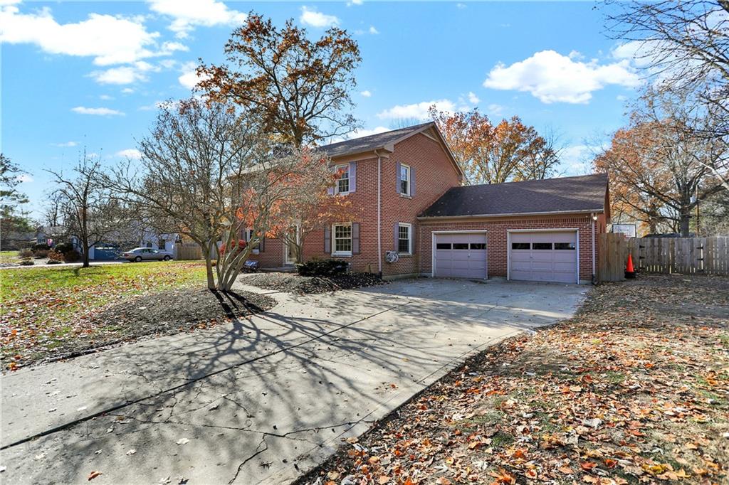 4040 Roland Road Indianapolis, IN 46228 - Photo 3 of 60 Gallery Image 3