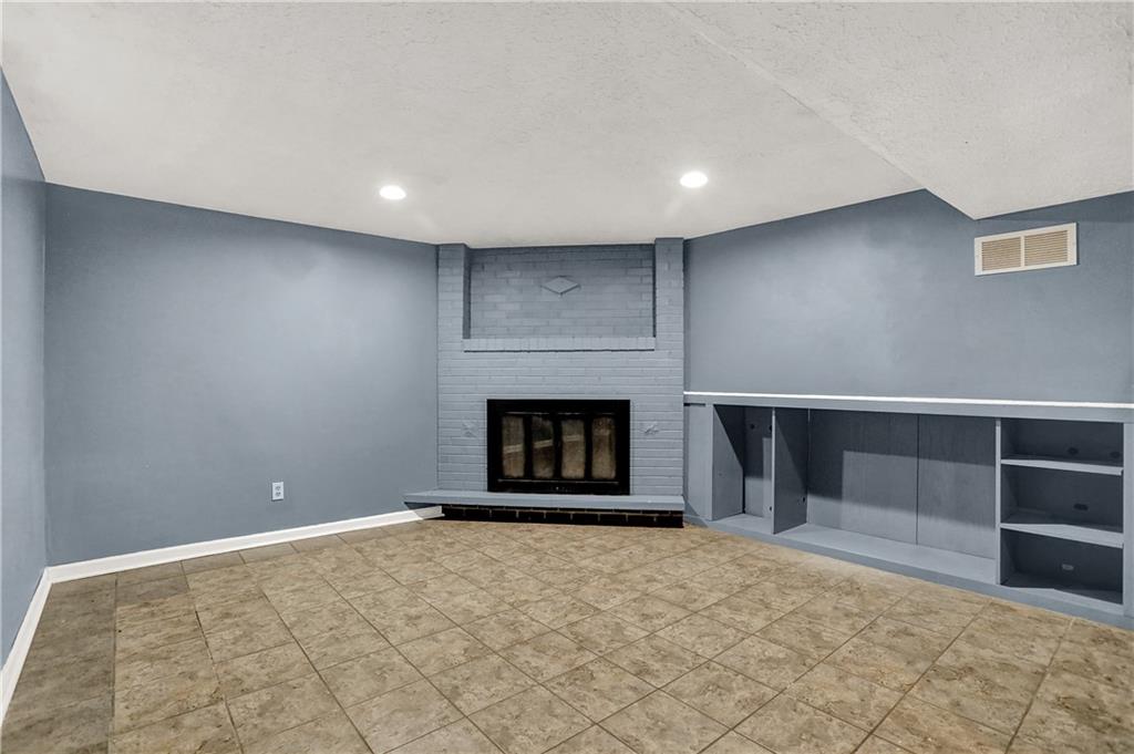 4040 Roland Road Indianapolis, IN 46228 - Photo 37 of 60 Gallery Image 37