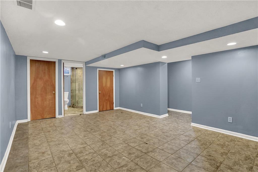 4040 Roland Road Indianapolis, IN 46228 - Photo 38 of 60 Gallery Image 38