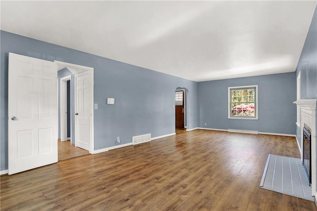 4040 Roland Road Indianapolis, IN 46228 - Photo 6 of 60 Gallery Image 6