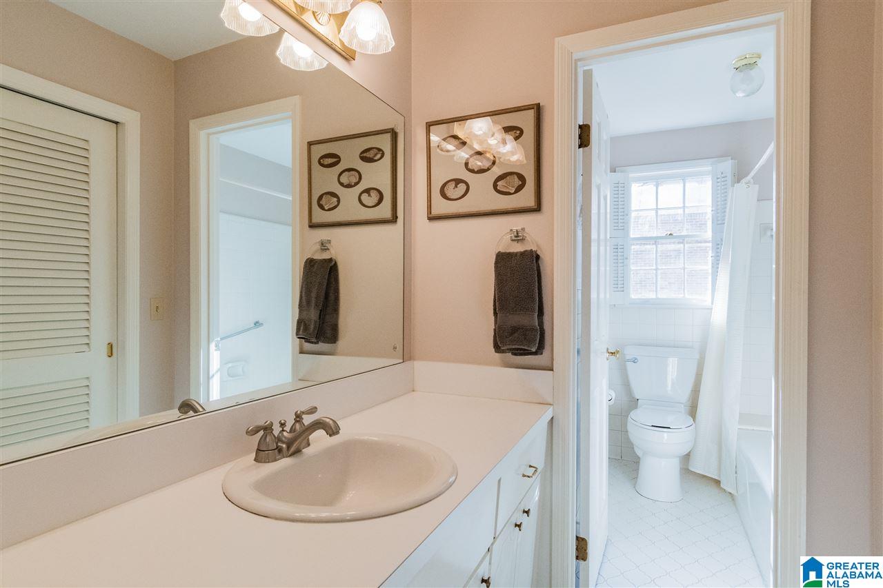 3725 Crestbrook Road Birmingham, AL 35223 - Photo 25 of 35