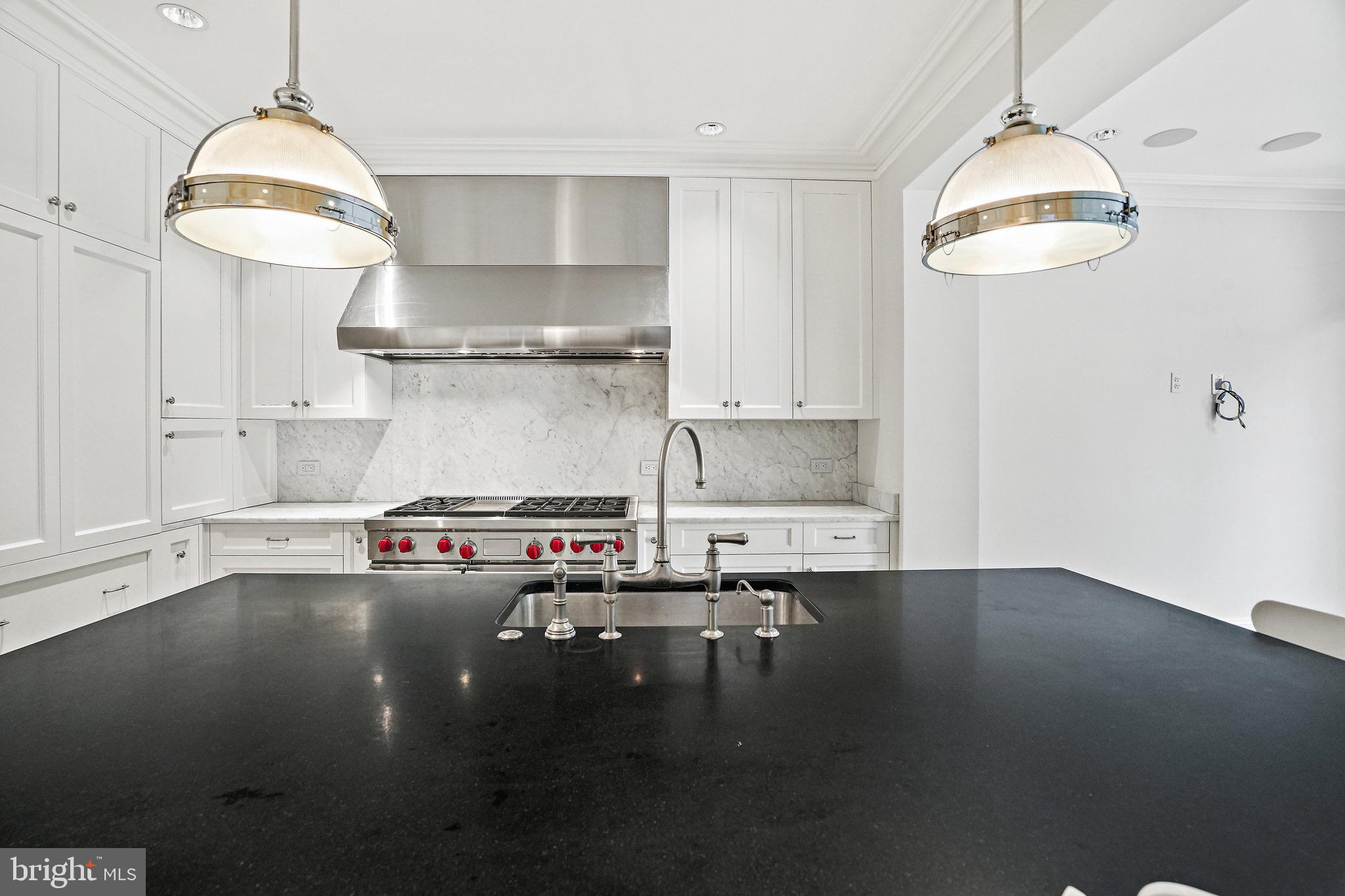 3127 P Street Northwest Washington, DC 20007 - Photo 12 of 46