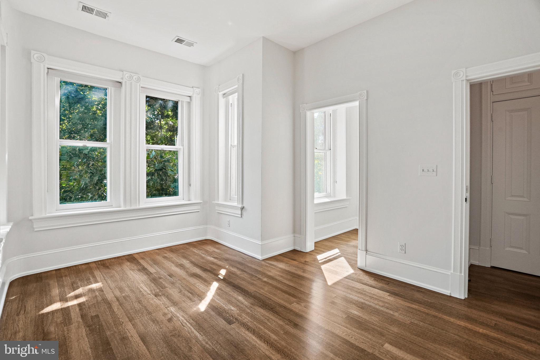 3127 P Street Northwest Washington, DC 20007 - Photo 19 of 46 upper level 1 BR #1