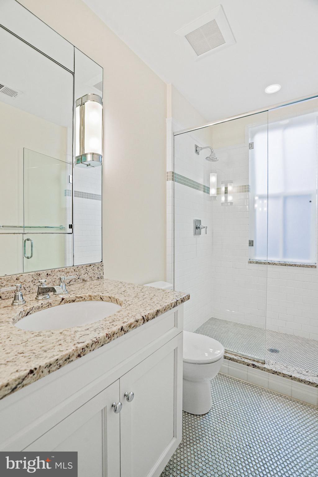 3127 P Street Northwest Washington, DC 20007 - Photo 23 of 46 upper level 1 hall bath