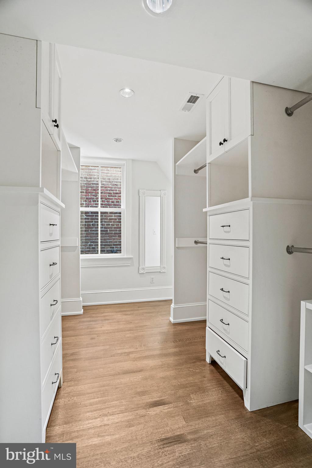 3127 P Street Northwest Washington, DC 20007 - Photo 29 of 46 upper level 1 primary closet