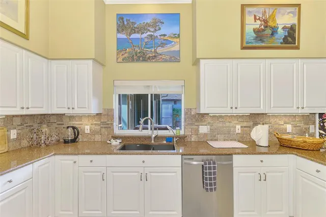 $8,000 | 16 Gulf Manor Drive, Venice, FL 34285