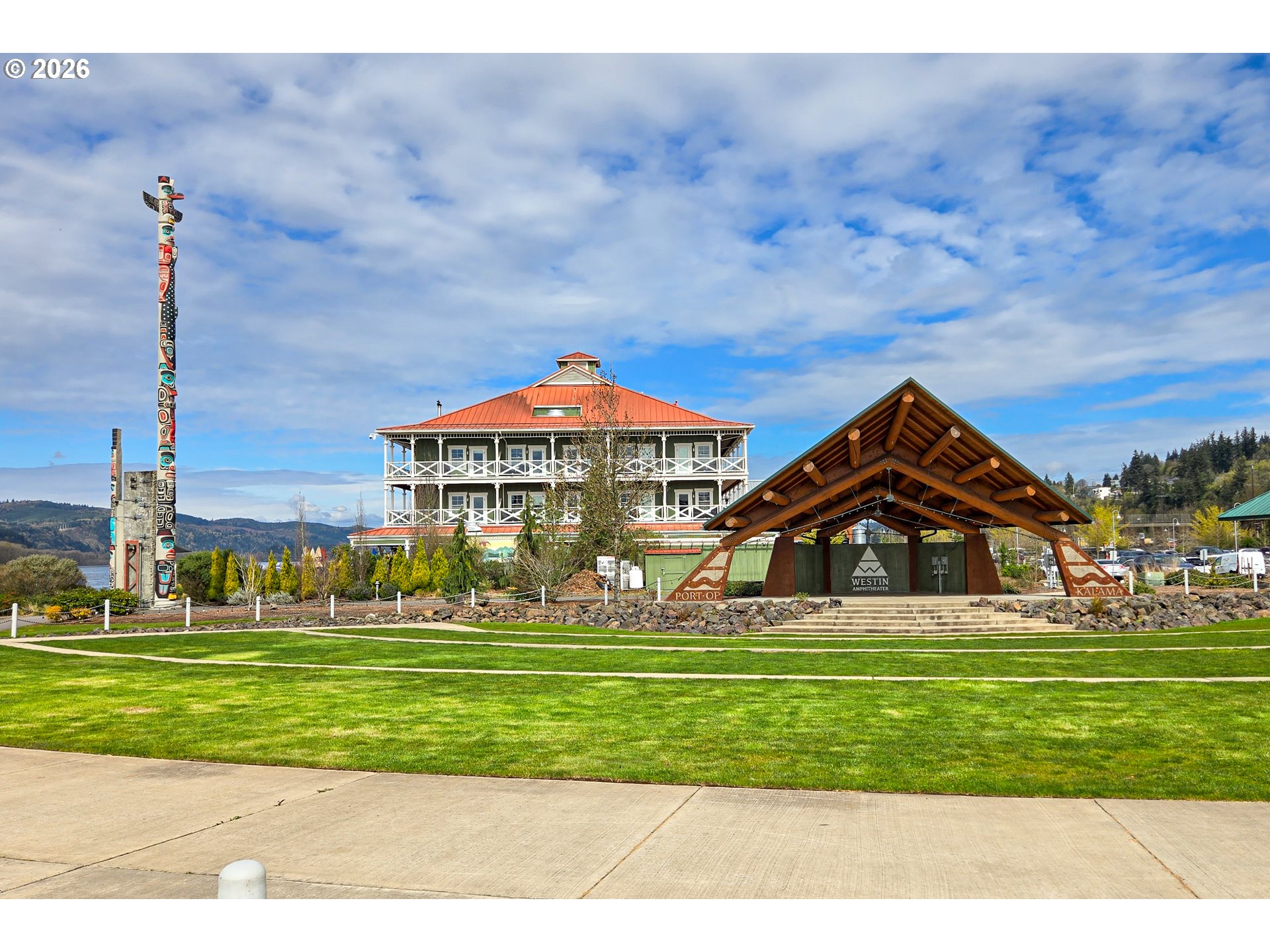 Spencer Creek Road Kalama, WA 98625 - Photo 21 of 21 a front view of a house with a yard